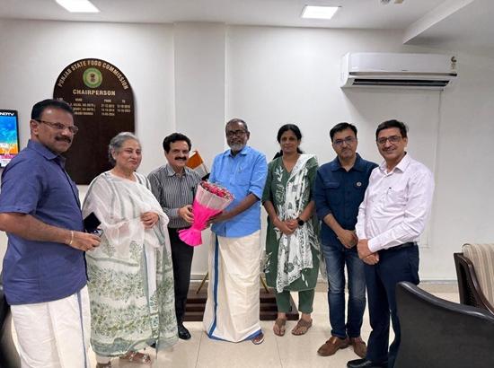 Kerala Agriculture Minister visits Punjab State Food Commission office
