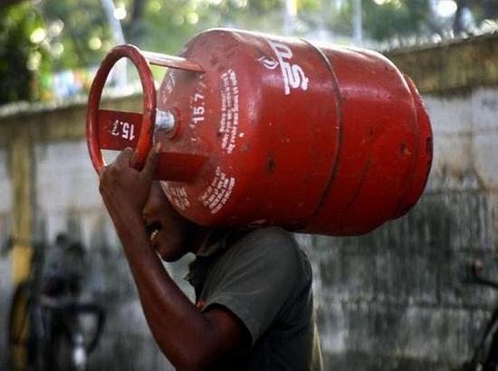Prices of Commercial LPG Cylinder hiked by Rs. 993, third hike since Iran war