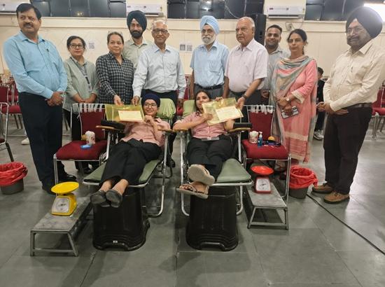 Lamrin Tech Skills University Punjab holds blood donation camp at mark Shaheed Bhagat Singh’s birth anniversary