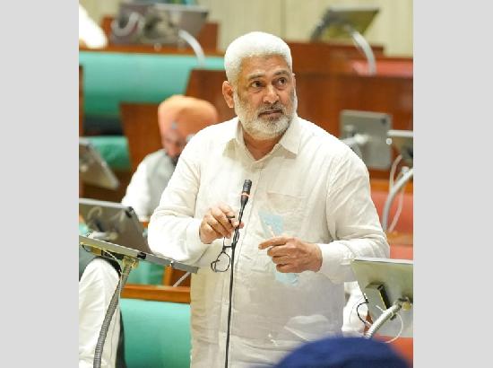 Over 7800 people applied for Fair Price Shops till now: Minister Kataruchak