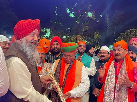 Gurpurab Celebrations @ Lalpura House: Union law minister, MPs, film industry, religious personalities and other prominent figures from across the country attend the event