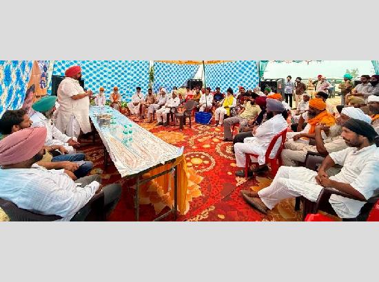 MLA Bhullar holds Lok Milnis, assures swift redressal of civic issues