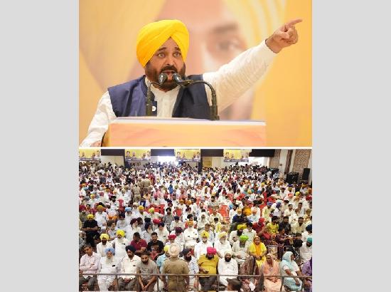 CM Mann launches attack on Sukhpal Khaira - says he is taking free electricity worth lakhs for tube wells; Watch Video 