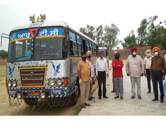 47 Migrants leave for home-state Jharkhand from Mansa