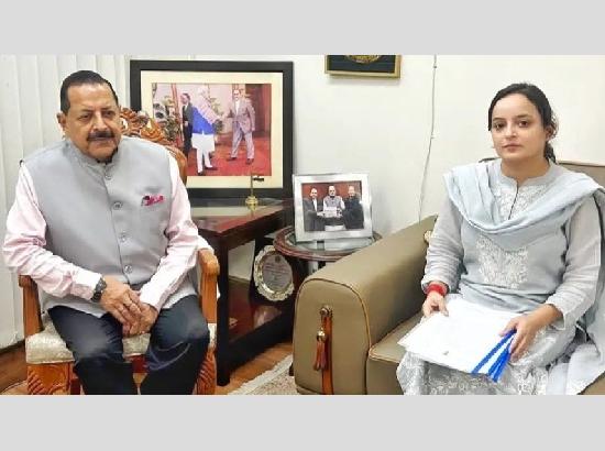 Shagun Parihar Takes Kishtwar’s Concerns to Centre, Submits Memorandum to Jitendra Singh