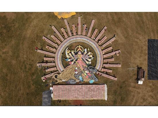 Adani Cement marks Navratri with a 15,000-bag aerial tribute to Maa Durga