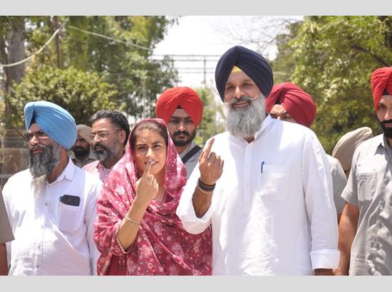 Bikram Majithia, MLA Ganieve Kaur Majithia cast votes in Majitha