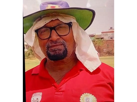 Veteran umpire dies after bee attack during cricket match in Unnao