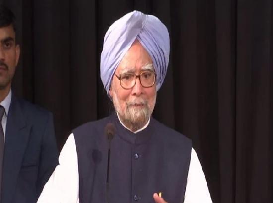 Former PM Manmohan Singh lashes at NDA govt, calls it 