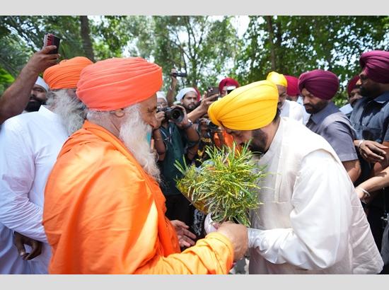 CM Mann gives clarion to people: Take pledge for preservation of water and environment
