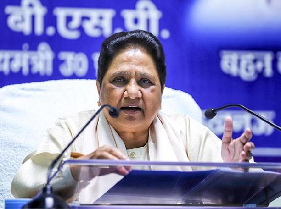Mayawati pays tribute to Kanshi Ram on 20th death anniversary
