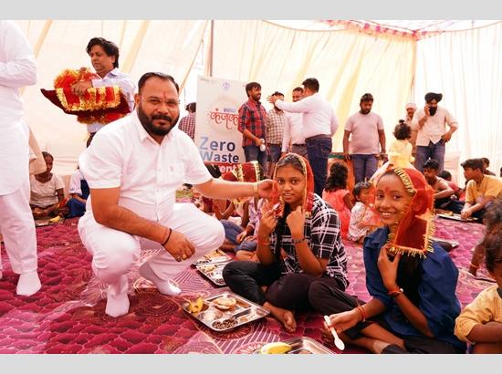 MCC celebrates Zero Waste 'Swachh Kanjak Pooja', Mayor serves prasad to over 500 children at Shahpur colony