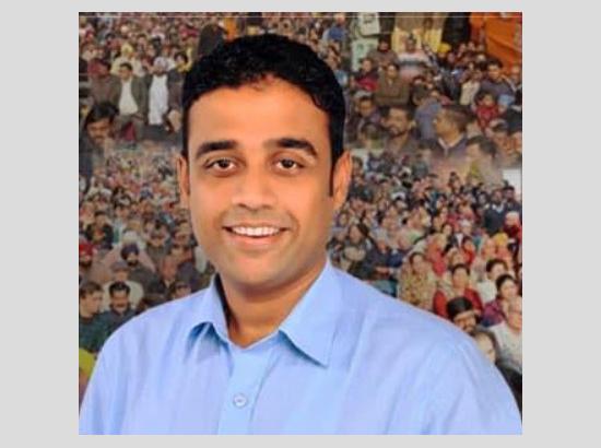 Amritsar Congress leader Mithu Madaan levelled allegations of corruption against Navjot Kaur Sidhu, warns to expose money deals