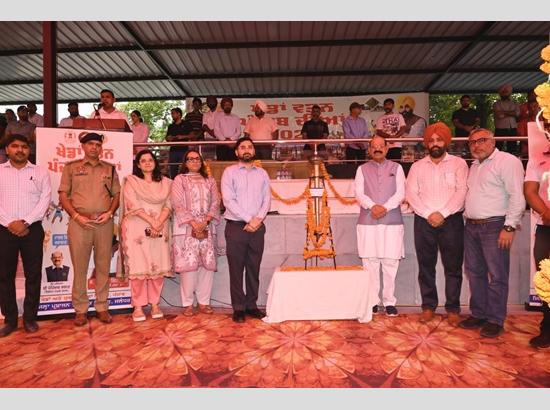 ‘Khedan Watan Punjab Diyan Season-4’ torch rally gets warm welcome in Jalandhar