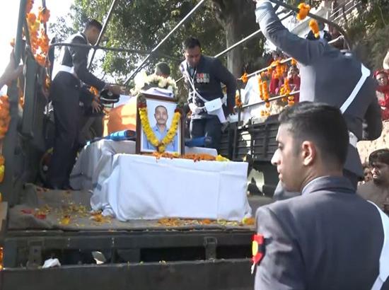 Himachal: Mortal remains of Wing Commander Namansh Syal reach his native village in Kangra