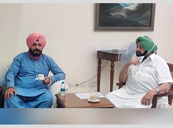 Sidhu again writes to CM, demands withdrawal of cases against farmers, broadening scope of