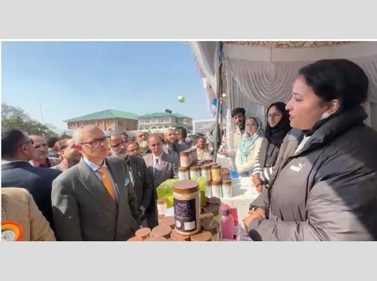 J-K CM lauds PAU-PABI startup M-Kelly Biotech Pvt Ltd Innovations