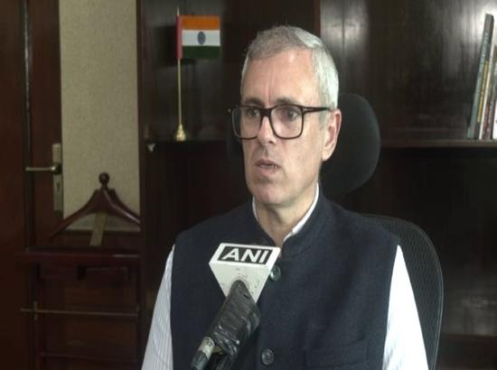 J-K CM Omar Abdullah holds emergency meeting with officials over the situation in border areas