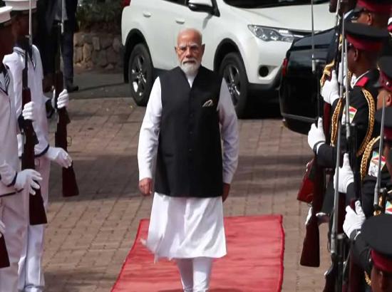 PM Modi receives Guard of Honour at State House in Seychelles