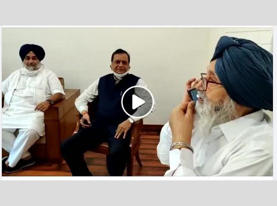 Watch! How Parkash Singh Badal congratulated Mayawati on the SAD-BSP alliance? and for whi