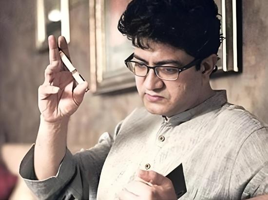 Prasoon Joshi honoured with National Kishore Kumar Award, calls it 