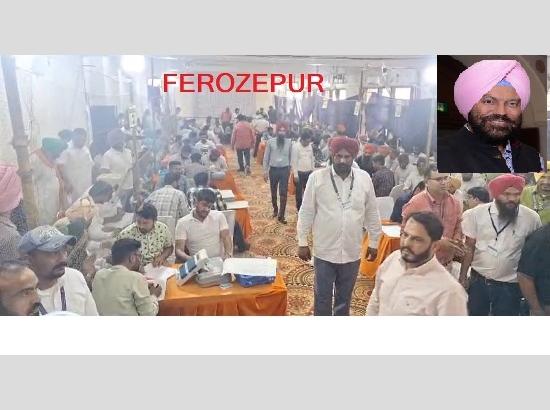 Ferozepur: Gurmit Singh Sodhi (BJP) polled 153403 votes, leading by 1273 votes (1.05 PM)