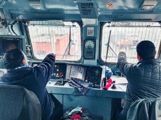 Loco Pilots maintain high vigilance for safe train operations amid dense fog 