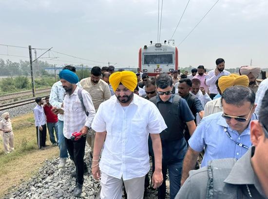 Ravneet Bittu announces 24x7 patrolling, drone surveillance on Eastern Dedicated Freight Corridor after Shambhu blast