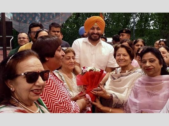 Forming BJP Govt at center is now just a formality, Modi wave sweeps the country: Ravneet Bittu