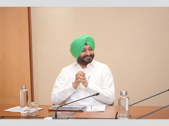 Ravneet Bittu flags crop losses, slams Punjab Govt over non-implementation of crop insurance scheme