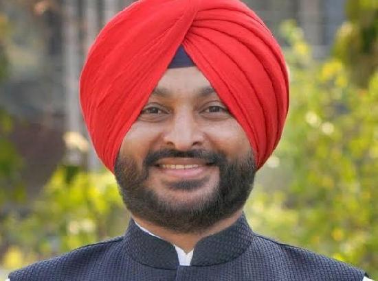 MoS Ravneet Bittu lodges complaint with DGP against Chandigarh Police; alleges misbehavior and abuse