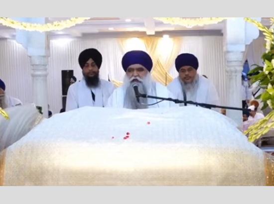 SGPC, Delhi LG Taranjit Singh Sandhu pay tribute to Sardar Teja Singh Samundri on 100th Martyrdom Anniversary at Gurdwara Rakab Ganj Sahib; Watch Video