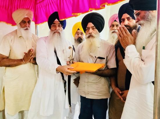 Jathedar Akal Takht calls Hardeep Nijjar as Shaheed (martyr) in presence of SGPC President 