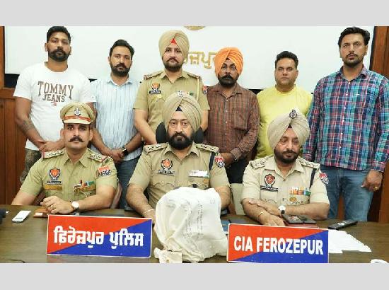 ​​​​​​​YUDH NASHIAN VIRUDH: Ferozepur police nabs five with heroin, pistols and weapons