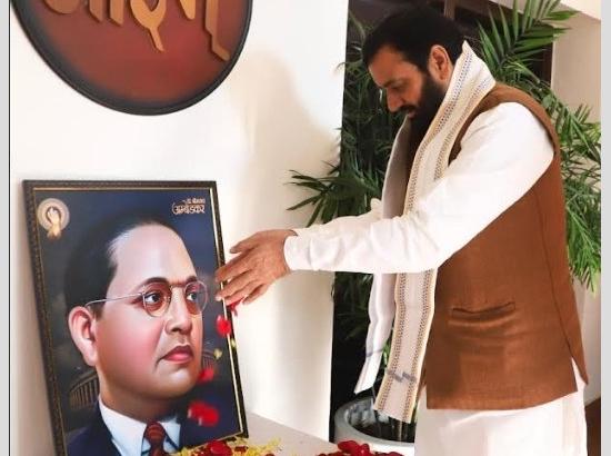 Haryana CM Saini pays tribute to Dr. BR Ambedkar on his Mahaparinirvan Diwas