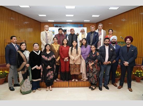 Punjab Governor Kataria felicitates Sankalp IAS Alumni at ‘Annual Parv Milan’