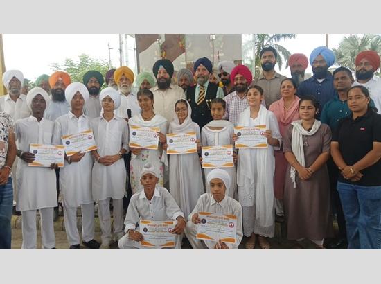Saragarhi Foundation holds 129th anniversary commemoration for 21 Martyrs at Amritsar’s Golden Gate