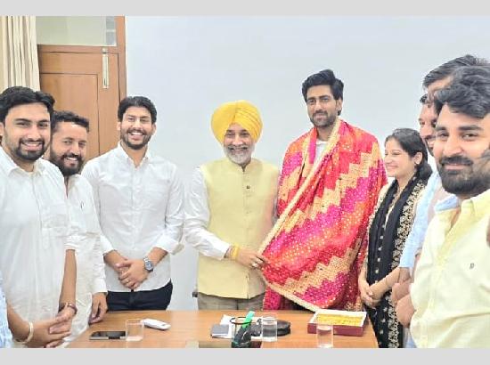 MP Satnam Singh Sandhu announces Rs 50 lakh from MPLADS for Panjab University