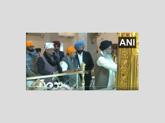 BJP National Working President Nitin Nabin offers prayers at Gurudwara Bangla Sahib on 'Veer Baal Diwas', watch video also