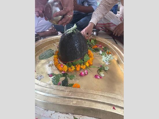 Sawan Shivratri: Thousands of devotees flock to Shiva temples today in UP's Varanasi, Prayagraj and Baghpat
