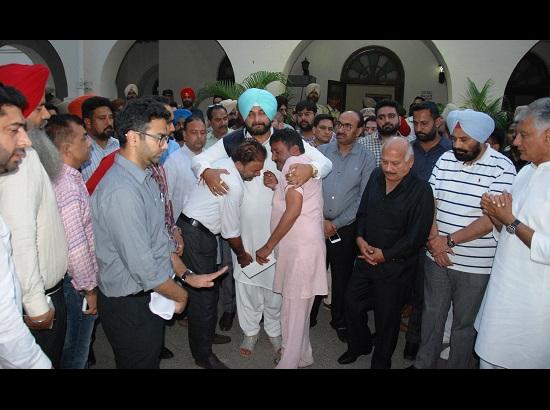 Navjot Sidhu to undertake responsibility of children of victims & old age people affected 