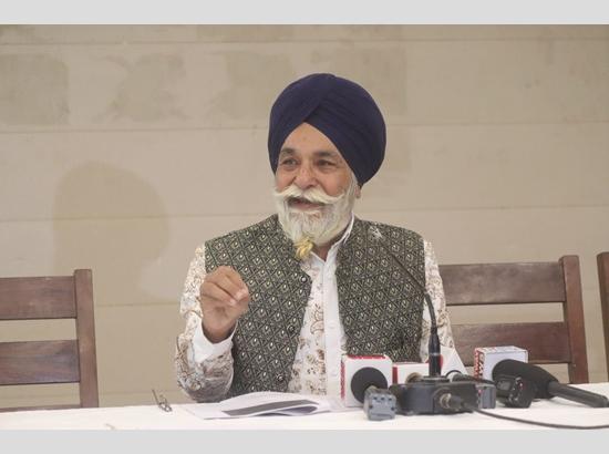 Akal Takht has no connection with any Sikh Guru: Sikh historian Dr. Harjinder Singh Dilgir; Watch Video