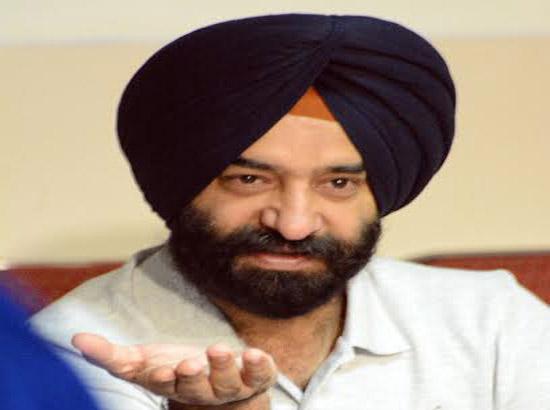 Amarinder should learn lessions from past on opposing pro people policies : Sirsa
