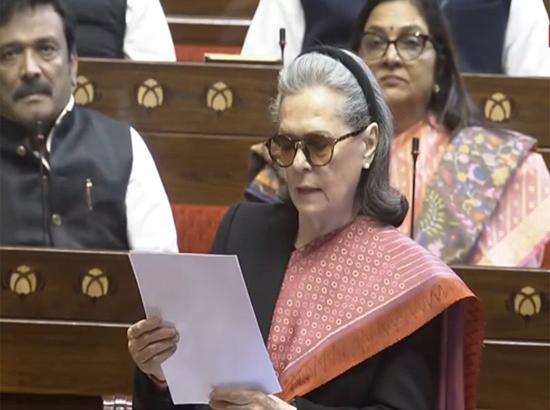 Sonia Gandhi urges govt to improve pay, staffing for ASHA and Anganwadi workers
