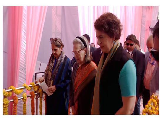 Delhi polls: Sonia Gandhi casts vote accompanied by Priyanka Gandhi, Sandeep Dikshit