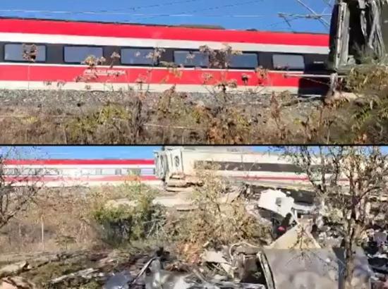 Spain Breaking: Around 30 killed as two high-speed trains collide, several carriages derail