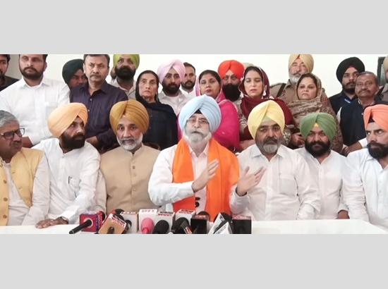 HS Phoolka accuses Punjab Govt of neglecting sacrilege cases, skipping legal battle