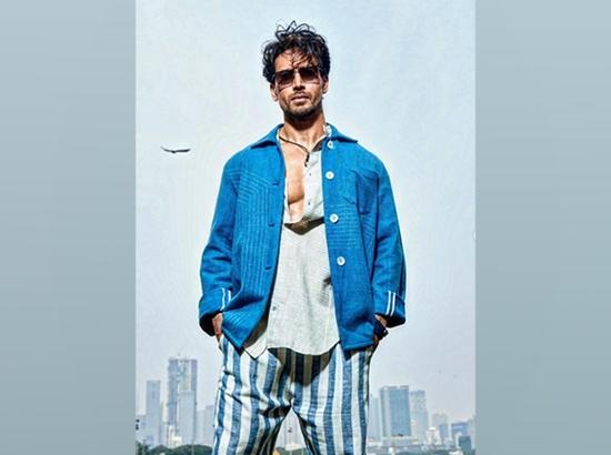 Breaking: Shots fired at Tiger Shroff in Mumbai's Juhu; One injured