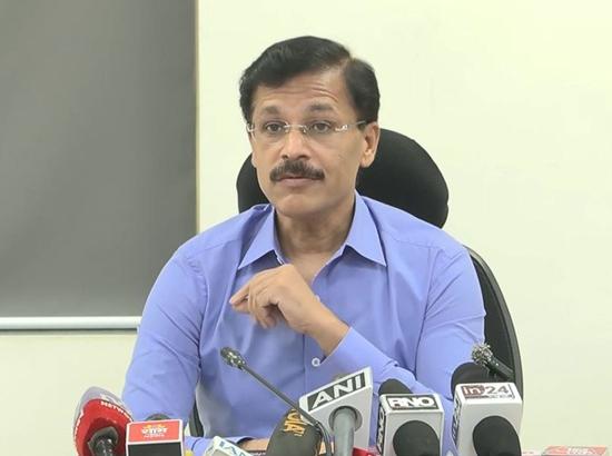 Maharashtra FDA suspends food licenses of railway catering supplier, 20 eateries over alleged violations of safety norms