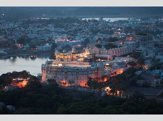 How the Right Stay Can Enhance Your Udaipur Travel Experience